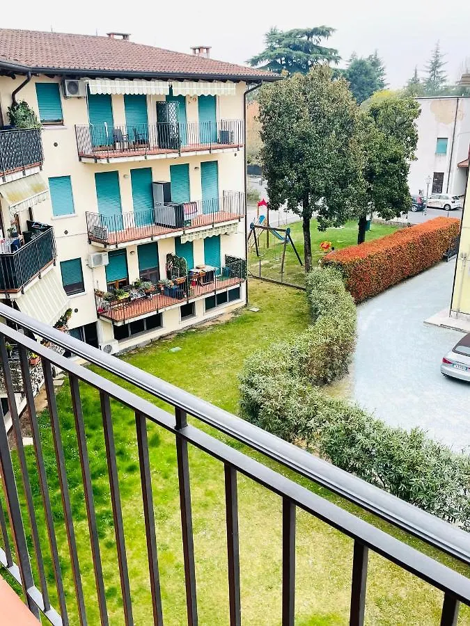 Appartamento Giallo Peschiera del Garda Apartment